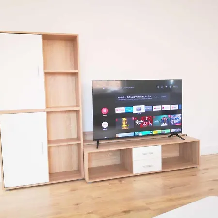 Spacious 6 Flat *balcony & Terrace* アパート ダルムシュタット