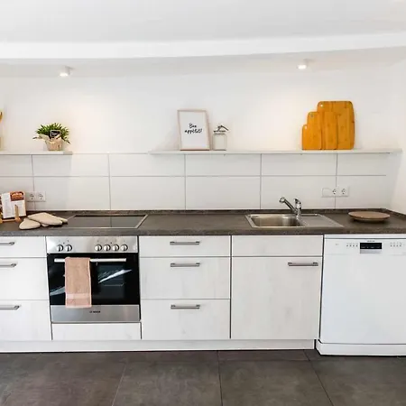 Apartment Spacious 6 Flat *balcony & Terrace* Darmstadt