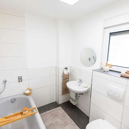 Spacious 6 Flat *balcony & Terrace* アパート