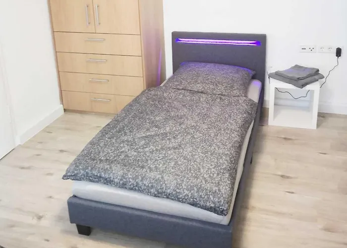 Spacious 6 Flat *balcony & Terrace* Apartman