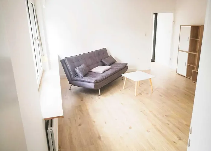 Spacious 6 Flat *balcony & Terrace*