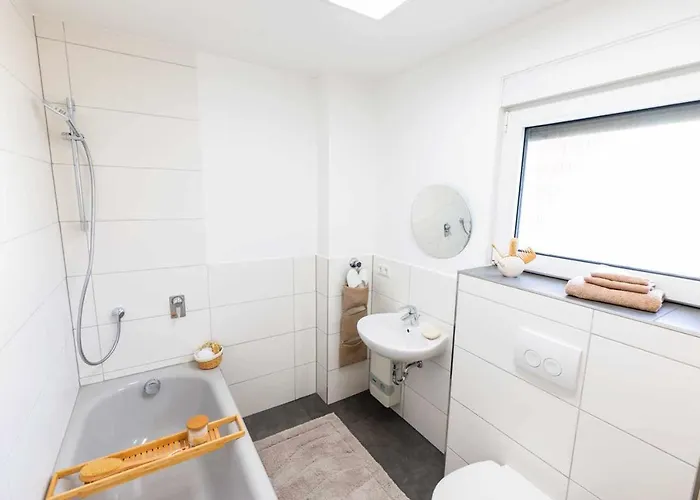 Spacious 6 Flat *balcony & Terrace* Apartman