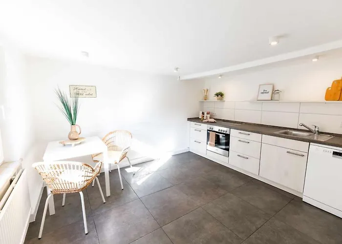 Spacious 6 Flat *balcony & Terrace* Apartman *